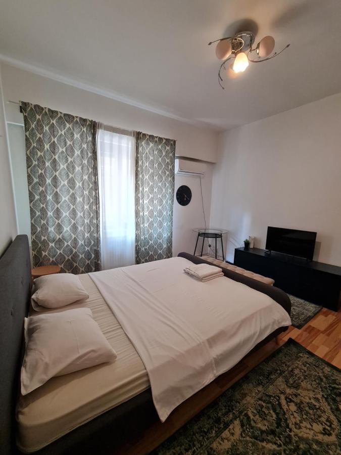 Color Apartments Nicolae Tonitza St Bukarest Exterior foto