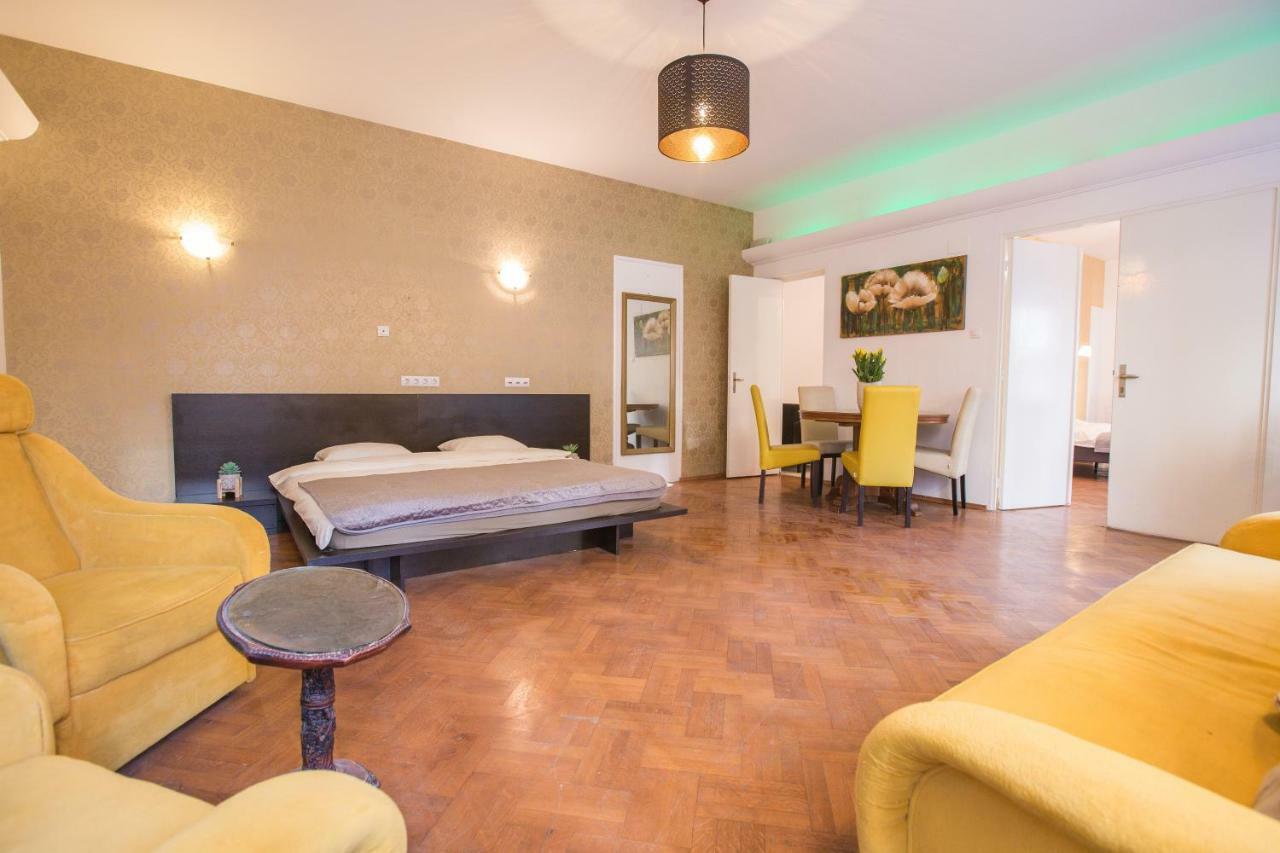 Color Apartments Nicolae Tonitza St Bukarest Exterior foto